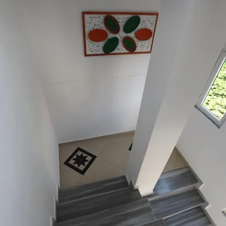 Apartment Shehu Ksamil