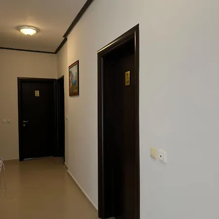 Apartment Shehu Ksamil