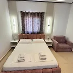 Shehu Apartmán *